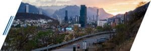 Venta de casas en Monterrey; vista desde un cerro de la ciudad
